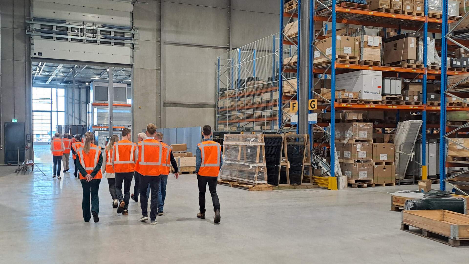 Rondleiding van het projectteam van 12Guide door de fabriek van Tolsma-Grisnich