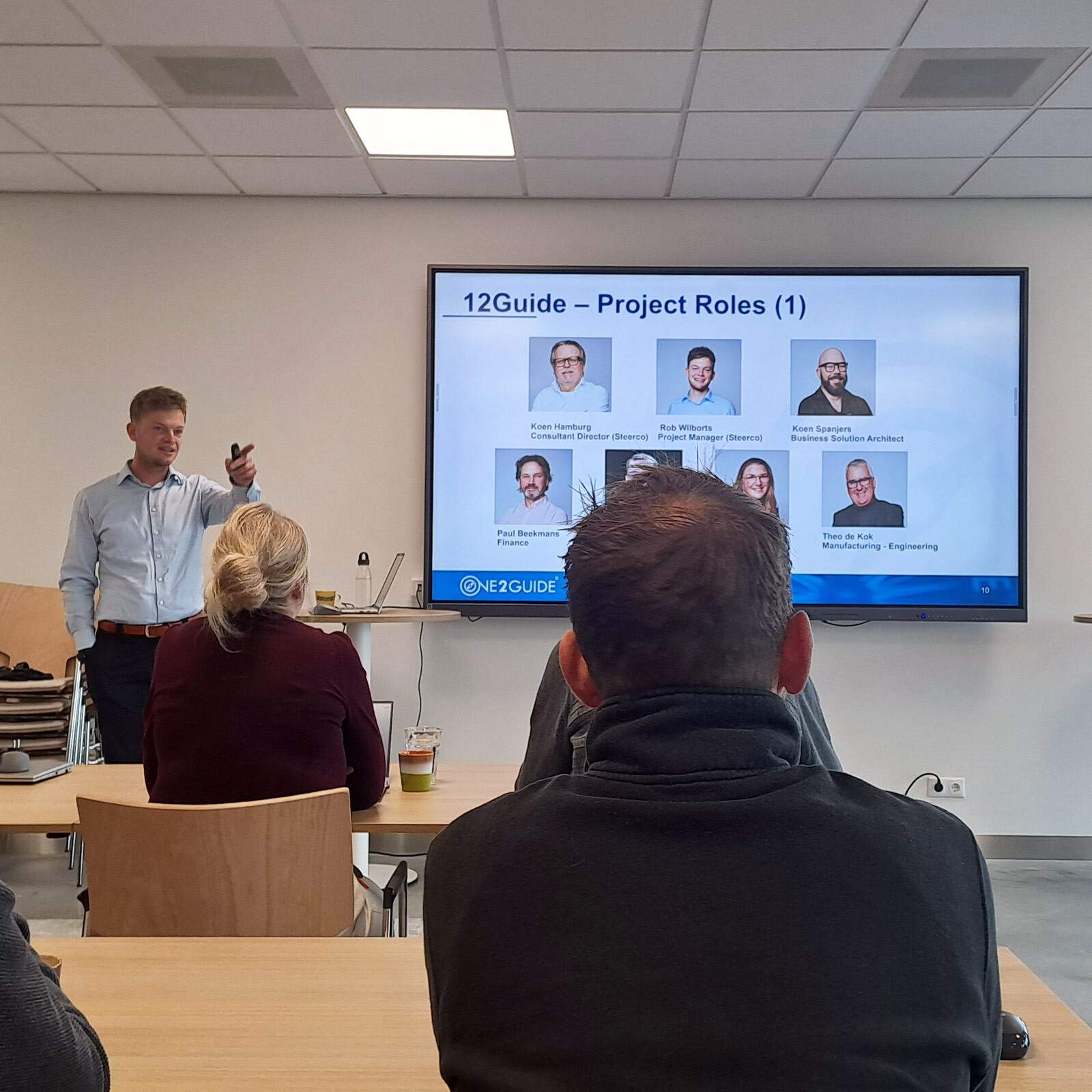 Rob Wilborts legt de projectrollen uit die 12Guide onderscheidt